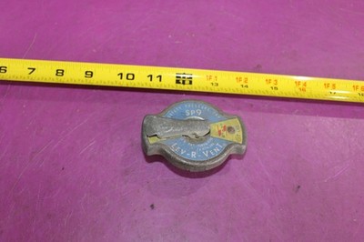 Vintage Stant SP9 Lev-R-Ven`1t Radiator Cap.  See pic.
