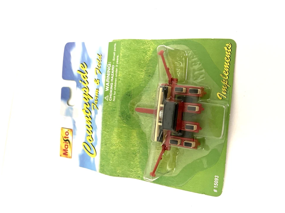 MAISTO 1/64 FARMALL IH RED / WHITE CORN PLANTER 4 ROWS FOR TRACTOR - Image 3 of 3