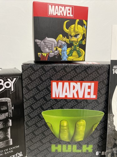 LOOT CRATE DC Marvel Comics Super Heroes Lot Batman Hellboy Arrow Hulk Aquaman + - Picture 3 of 12