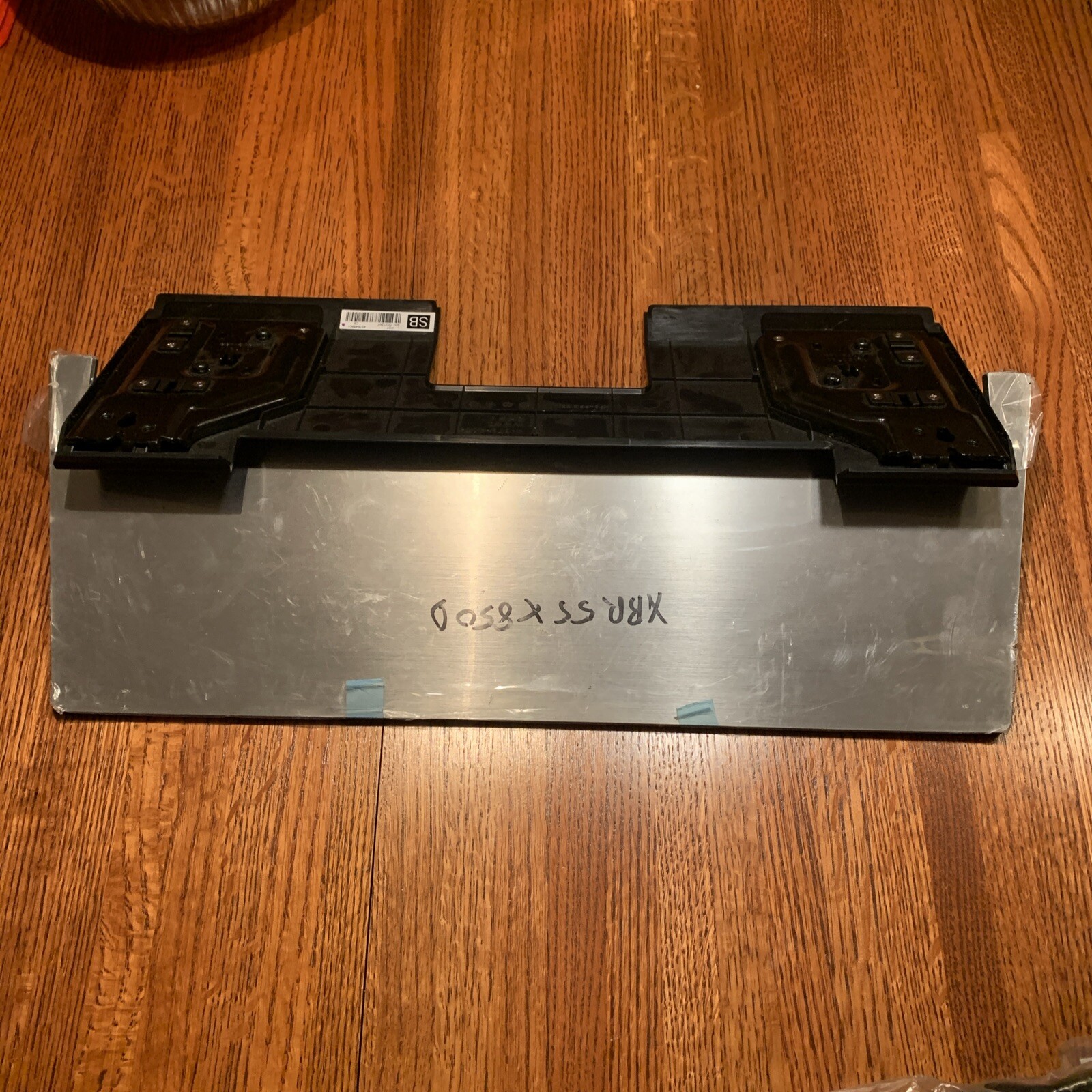 Sony XBR55X850D TV Stand/Base 457948601 W/screws Brand New!!!! Ksb1