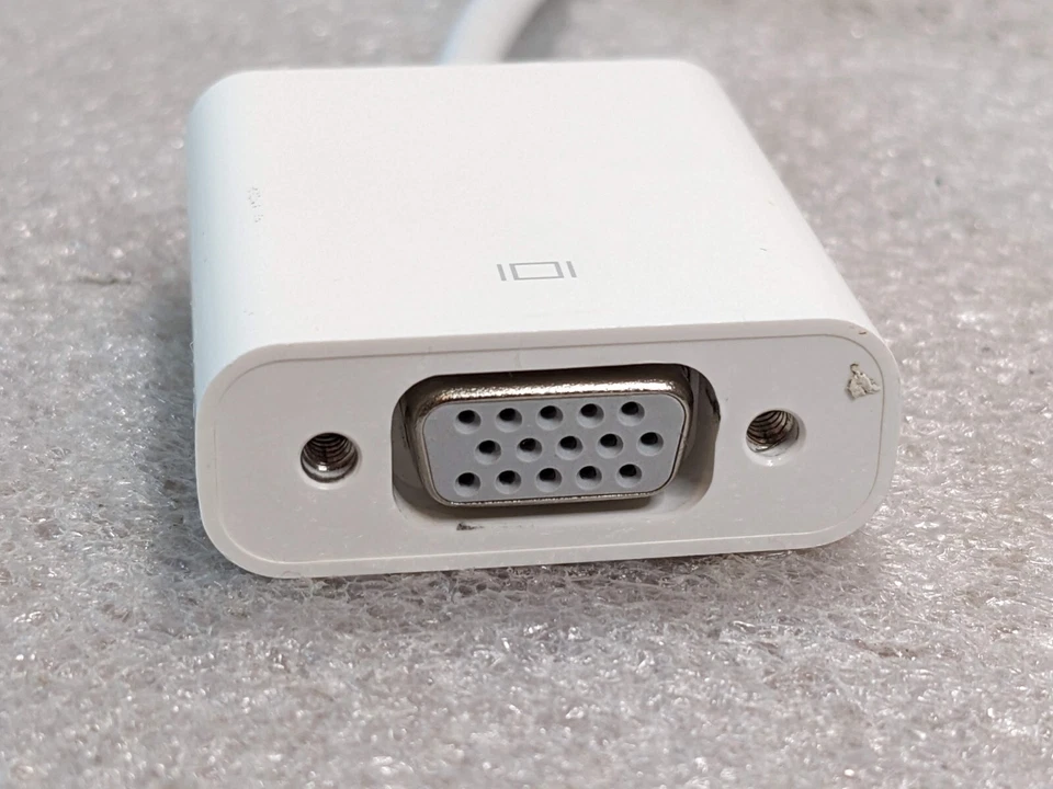 Apple Genuine Mini DisplayPort to VGA Adapter A1307 MB572Z/B (D) - Image 2 of 4