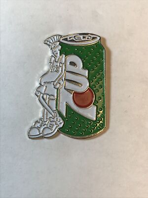 PIN GREEN AND WHITECAN 7UP FIDO DIDO