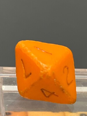 Vintage Mentzer d8 orange uninked rpg ad&d dice 120823@