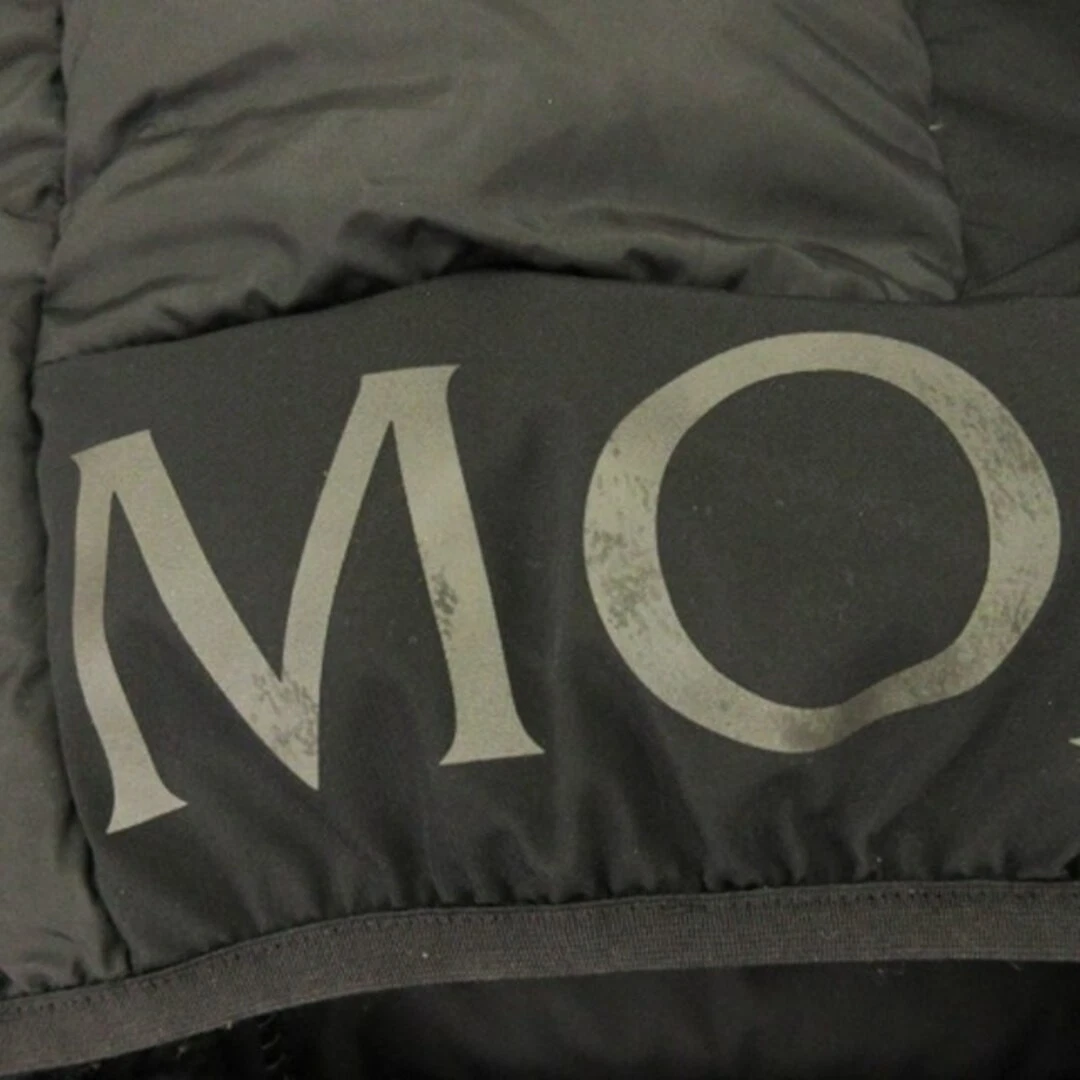 Moncler VERNASCA piumino cappuccio zip J10911A00017 nero 1 spalla usa