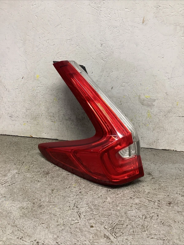2017-2019 HONDA CR-V CRV LEFT LH REAR DRIVER SIDE TAIL LIGHT OEM 33550TLAA01