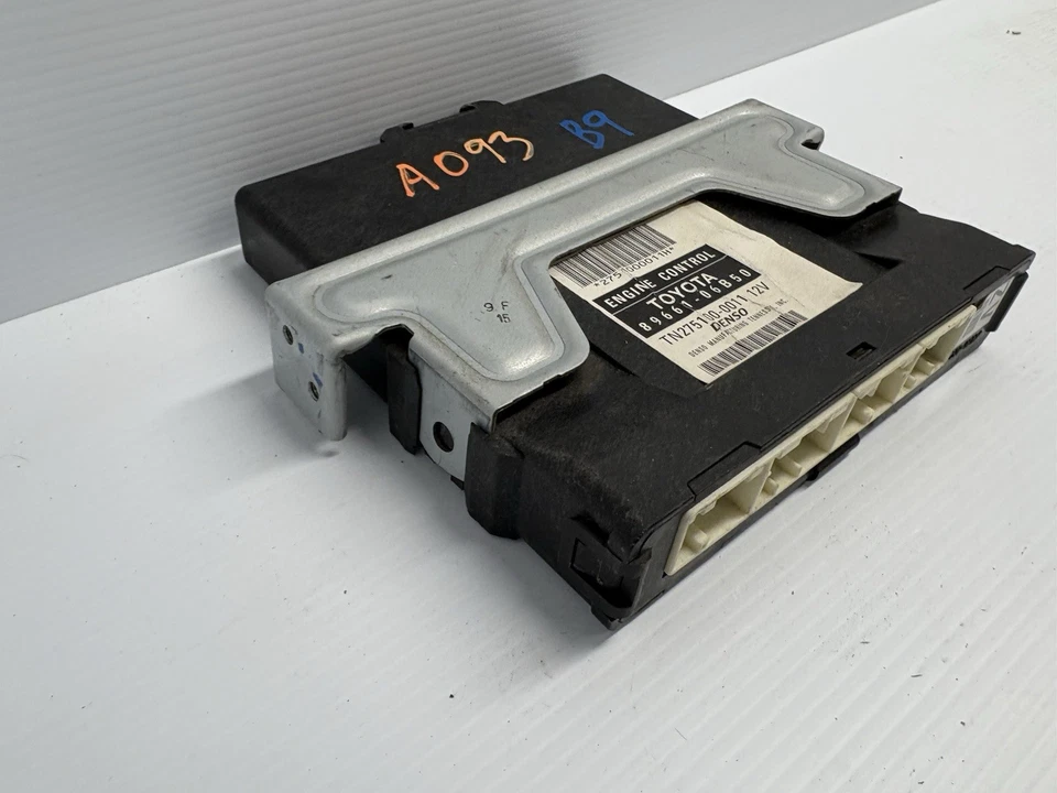 Módulo informático motor Toyota Camry 2004-2006 unidad ECM ECU 89661-06B50 OEM Foto 3 de 4