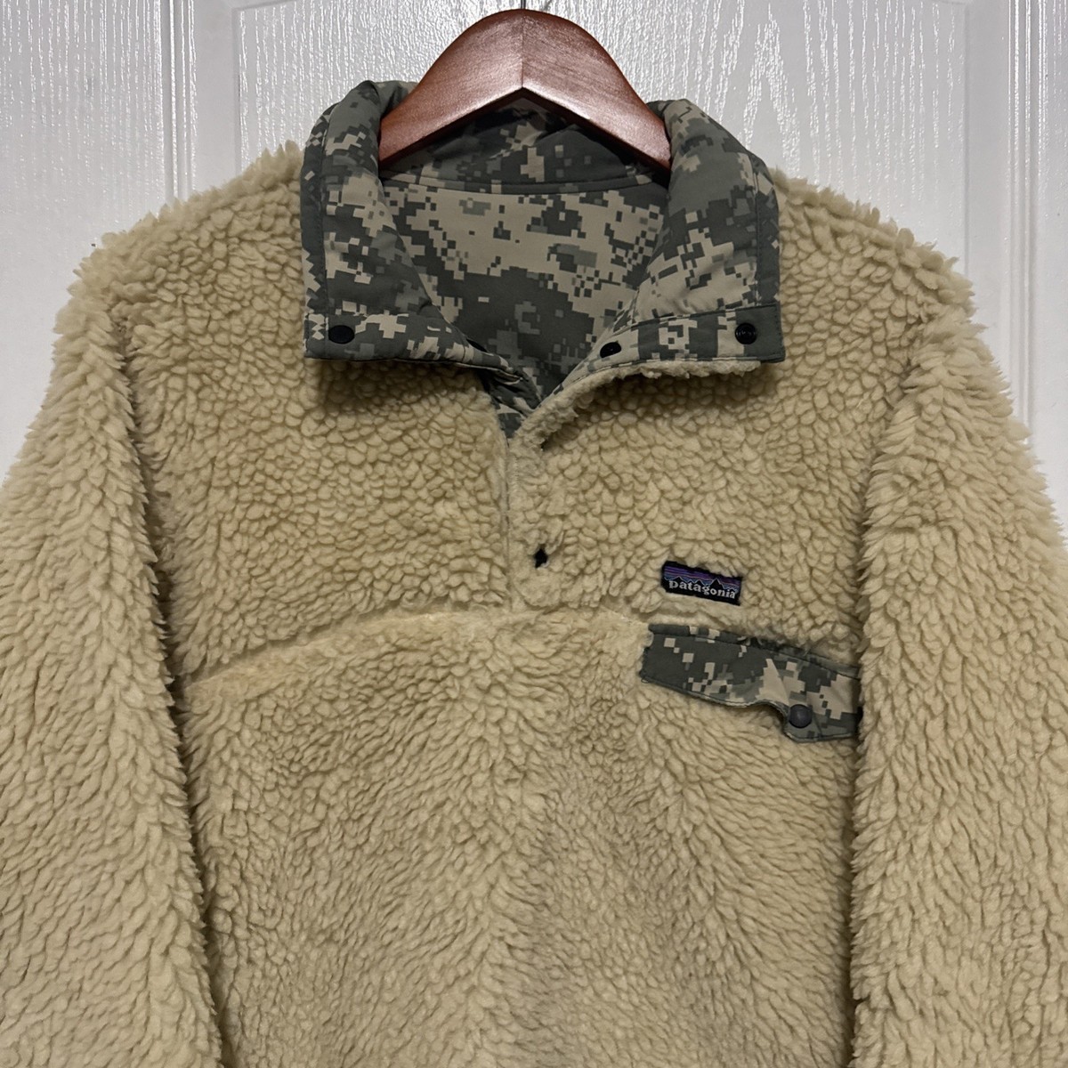Patagonia MARS Reversible Camo / Oatmeal Deep Pile Fleece Jacket