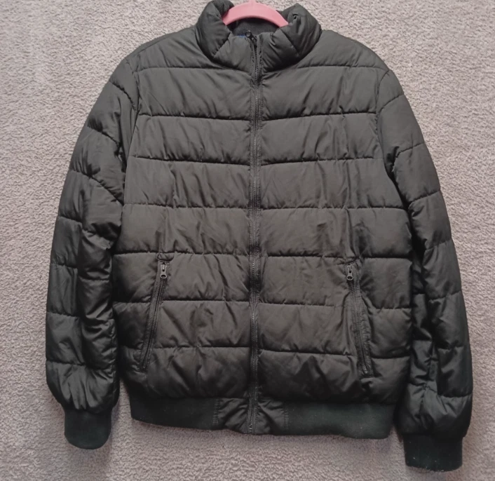 GAP Men’s Small Black Quilted Puffer Jacket Zip Front Lightweight Winter Coat
