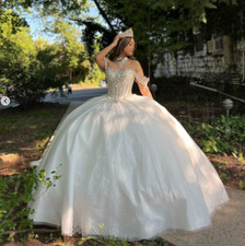 Gorgeous Quinceanera Dresses Off Shoulder Sweet 16 Pageant Sweet 16 Ball Gown