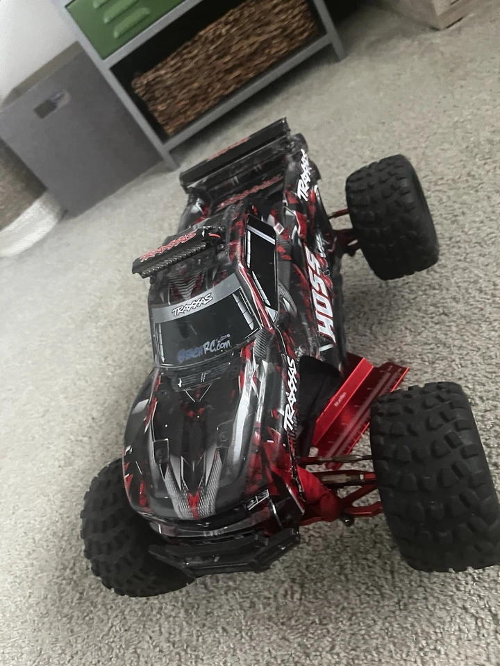 Traxxas Hoss 4x4 VXL Foto 2 de 4