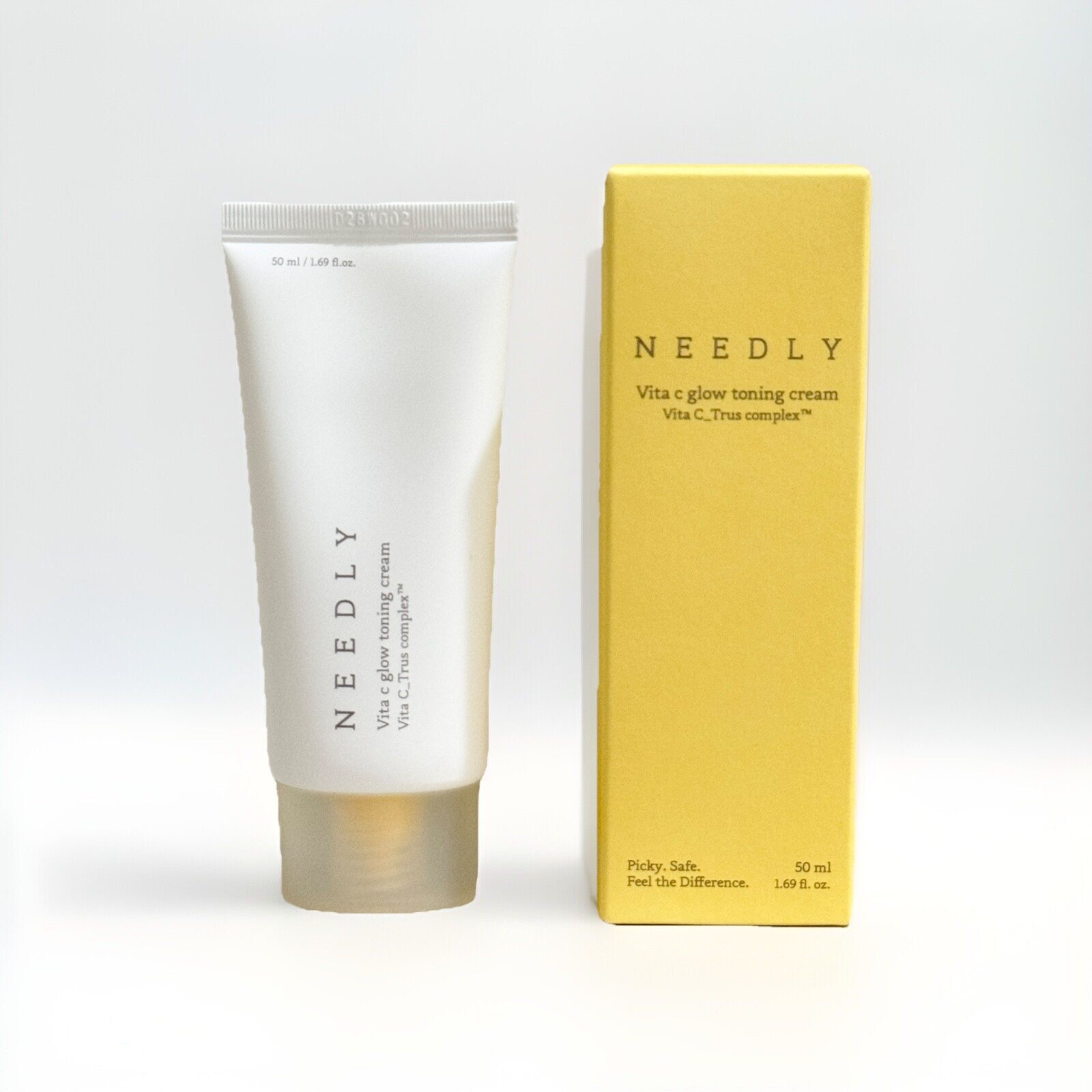 Легкий осветляющий крем NEEDLY Vita C Glow Toning Cream, 50 мл/1,69 унции