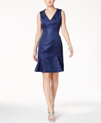 sapphire blue dress knee length Sapphire Blue Knee-Length Dress with Lace Detailing and Fitted Silhouette