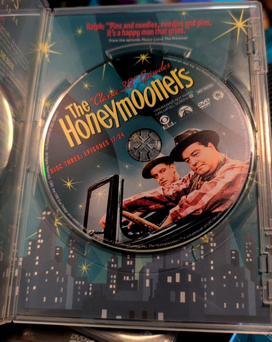 The Honeymooners Classic 39 Episodes - Jackie Gleason 5 DVD Set - VERY GOOD! - Imagen 7 de 14