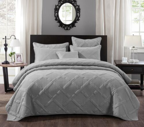 Tache Solid Light Grey Silver Cotton Lightweight Coverlet Bedspread Set - Afbeelding 1 van 6