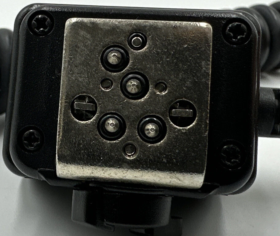 Vivitar Dedicated TTL Off-Camera Shoe Cord VIV-FC-NIK - Image 4 of 4