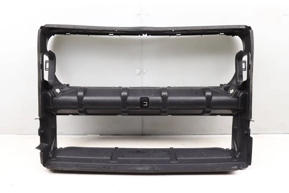 2015 BMW 740LD XDRIVE - Radiator AIR Guide / DUCT 7183854 - Image 4 of 4