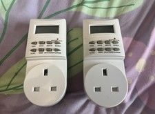 X2 Masterclear 24-hour/7-day programmable digital plug-in timer.