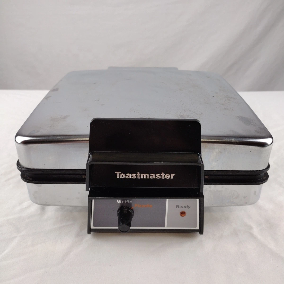 Toastmaster 290 Pizzelle Cookie & Waffle Maker Reversible Plates
Opens in a new window or tab