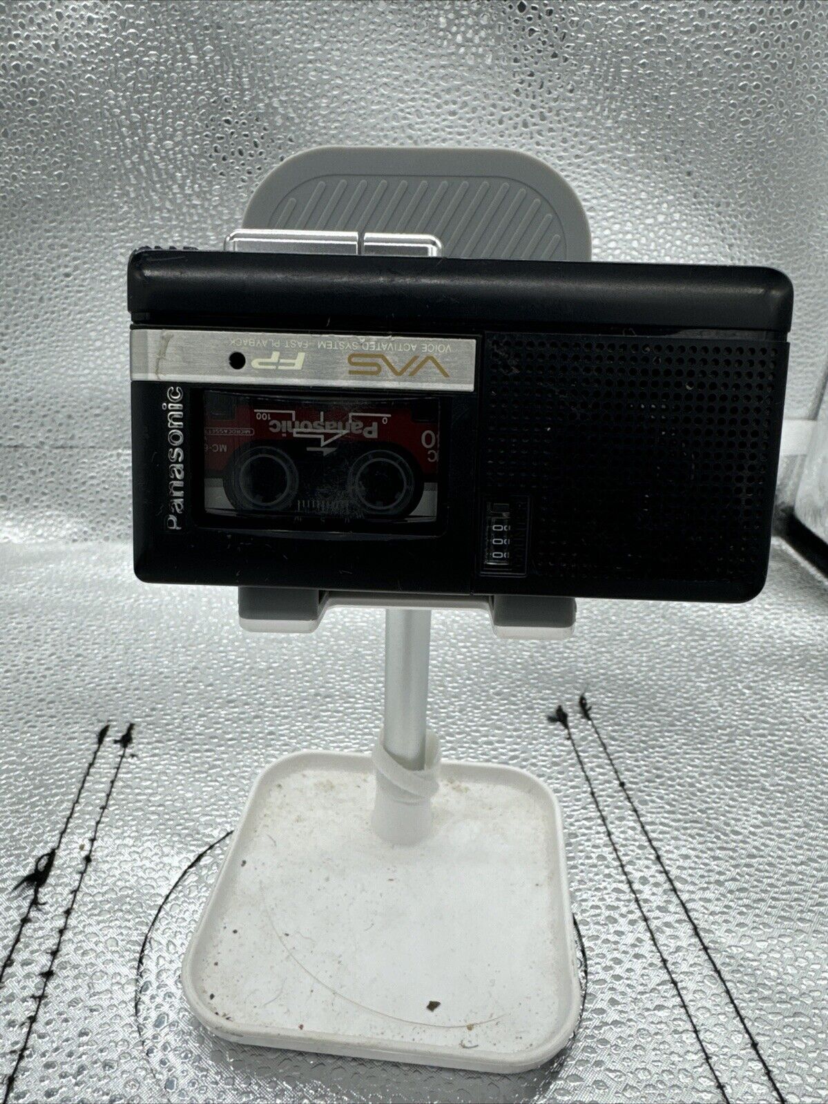 Picture 1 of 4