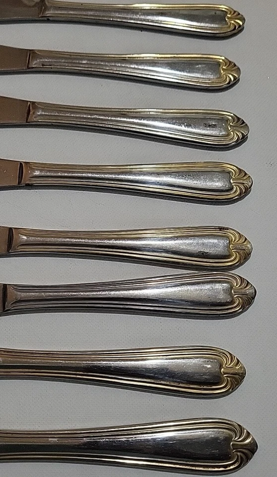 Juego de 8 cubiertos chapados en oro Gibson Butter Knife vintage Foto 3 de 4