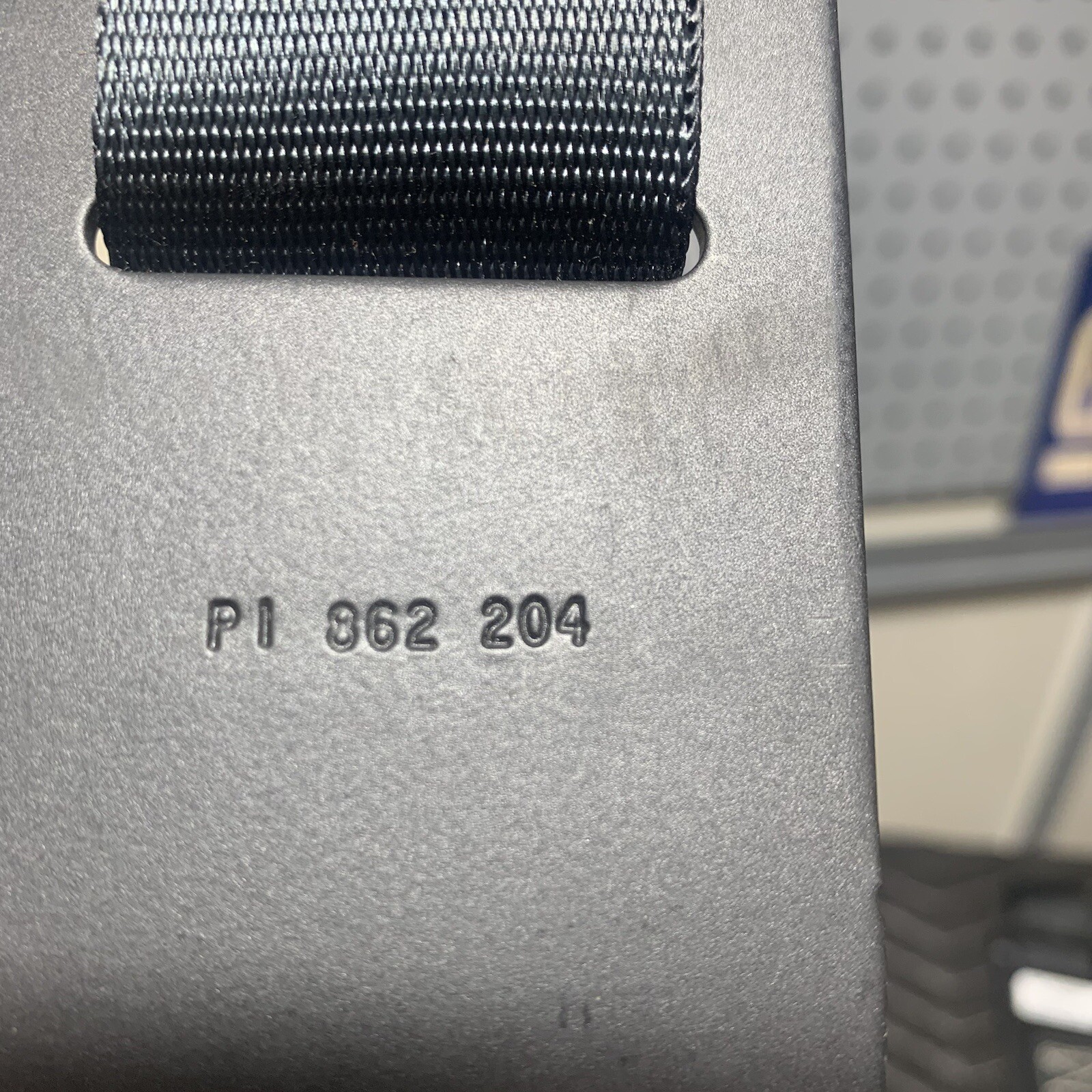 9906 Silverado Sierra 1500 Ext Cab Rear Child Seat Safety Tether