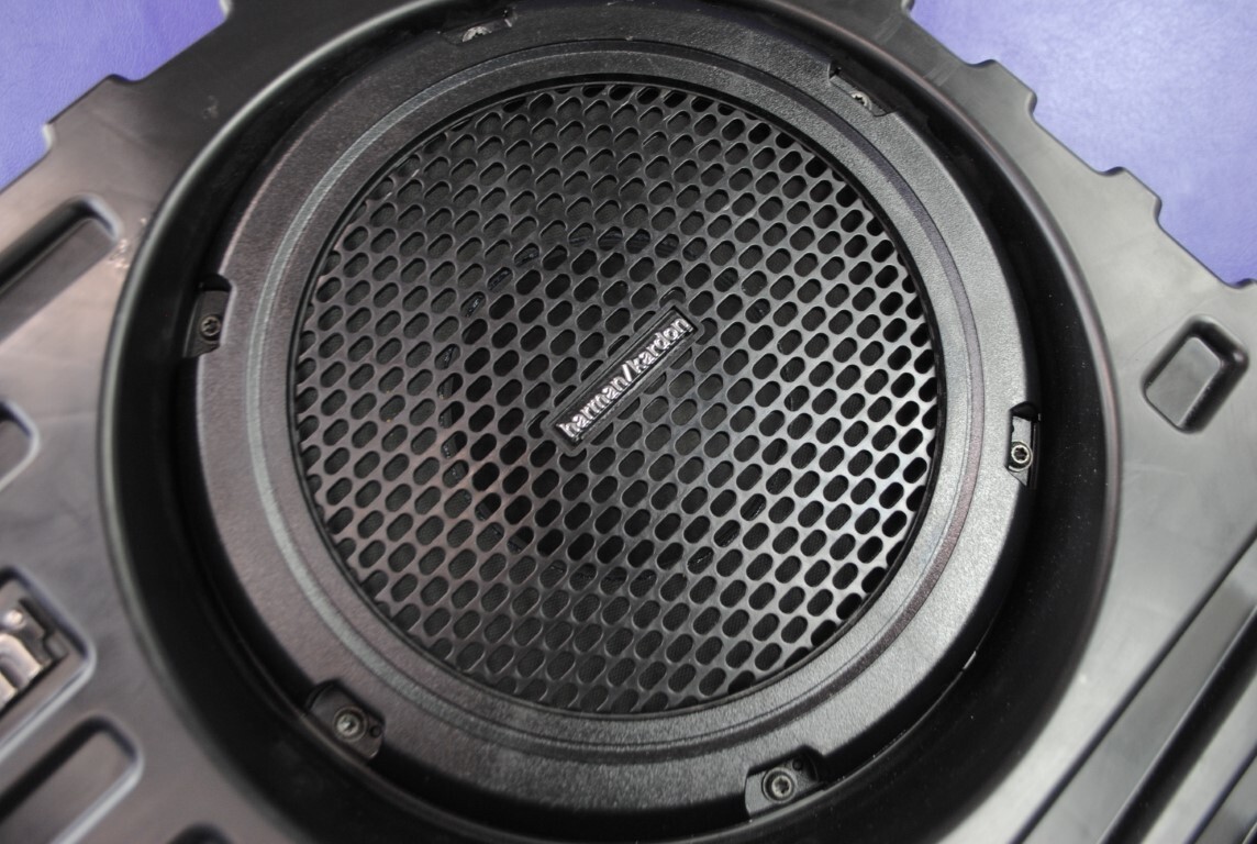 kaaaa ページ　SCLO-139/CD 12-21 Jeep Grand Cherokee Harman/Kardon Subwoofer Speaker