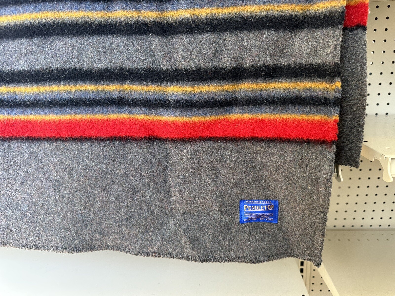 Pendleton YAKIMA Camp Blanket 70x84 Gray/Red/Black Stripe