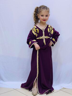 traditional moroccan djellaba for