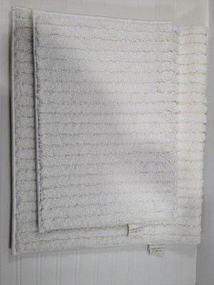 Threshold White Plush Bath Mat Rug Soft Textured Bathroom Floor Rug set