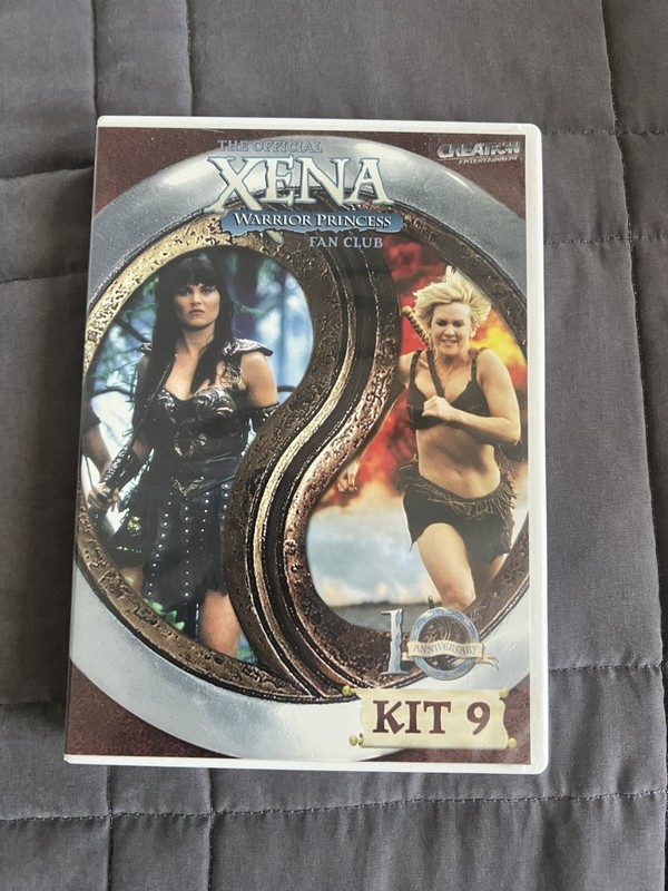 XENA: WARRIOR PRINCESS Fan Club Kit #9 DVD, Photos, Certificate Very Good