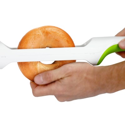 Premium Stainless Steel Bagel Knife   Serrated Edge for Smooth Cutting, Ergon...