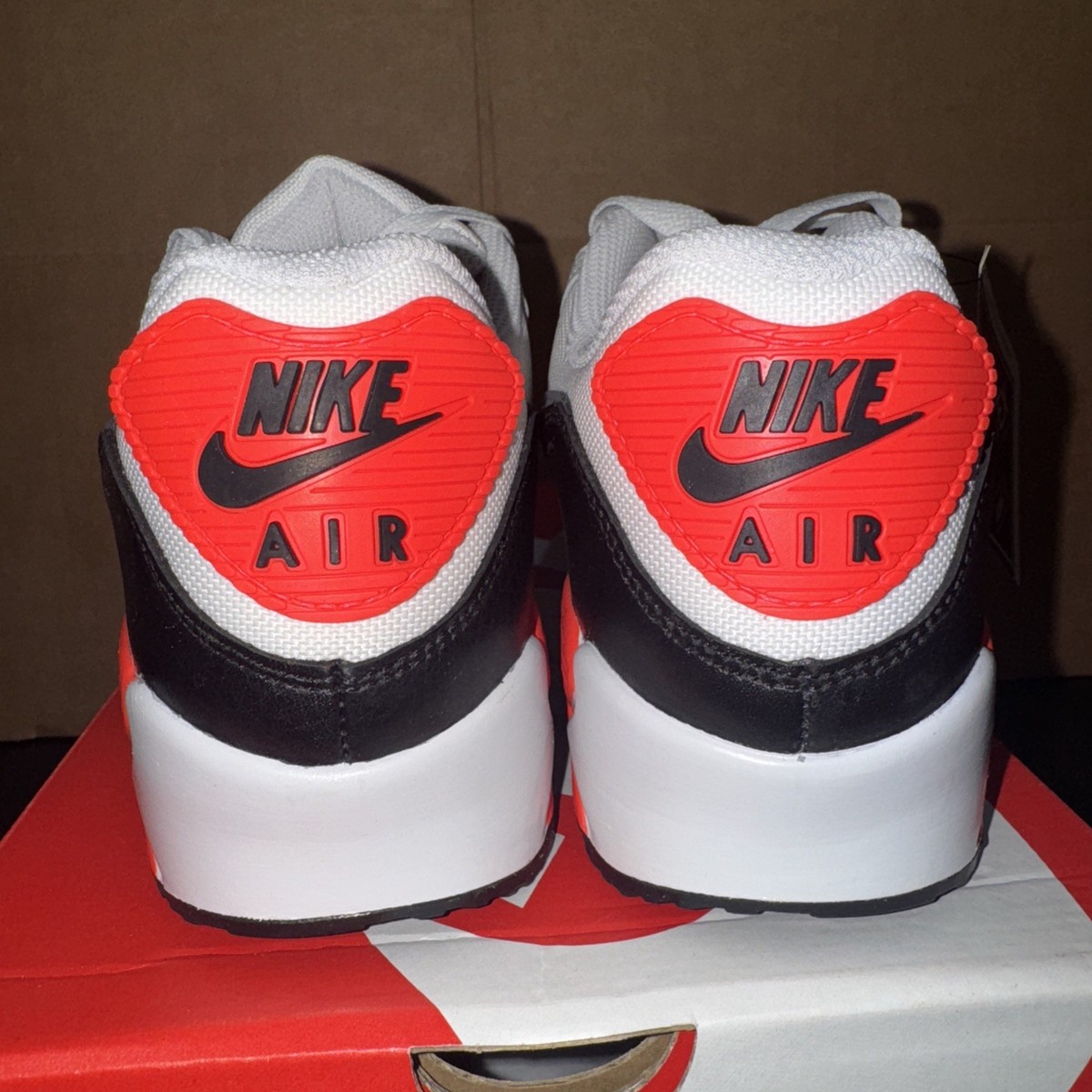 Nike Air Max 90 Gor-Tex Infrared FD5810-101 Men Size 8 Brand New