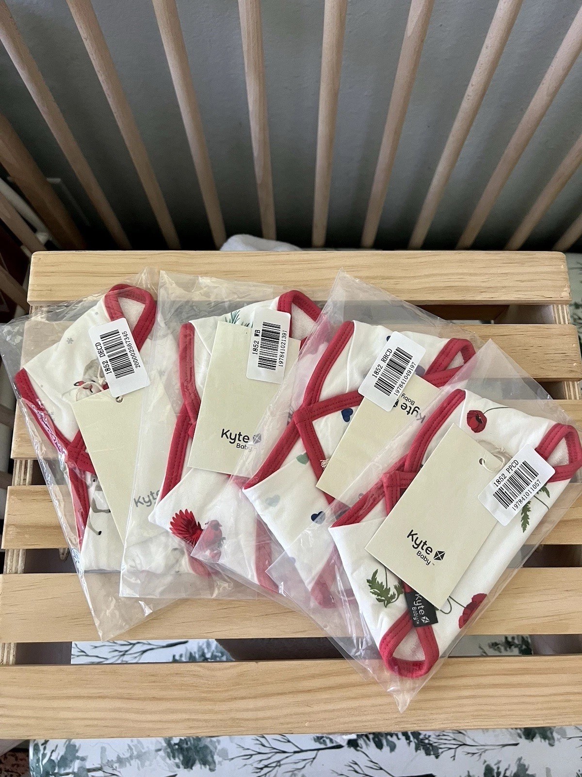 *NIB* Bundle Kyte Baby Bibs Cloud Reindeer Poppies Rainbow Heart Winterberry