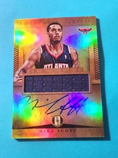 Mike Scott Rookie AUTO PATCH RC 2013 Gold Standard 286