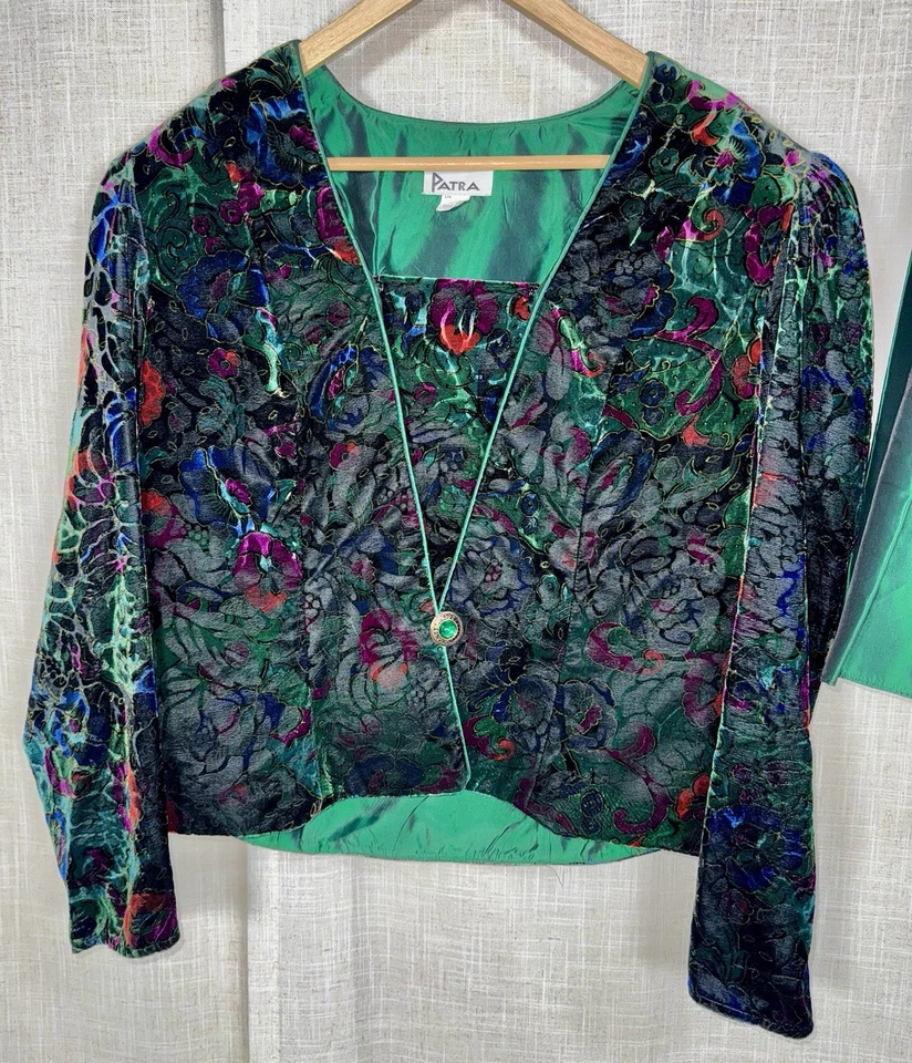 Vintage Patra Women’s Blazer Green Floral Velvet Jacket Skirt Suit USA Sz 14 10 - Image 2 of 4