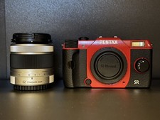 Pentax Q10 Red Mirrorless w/02 Lens Digital Camera 
