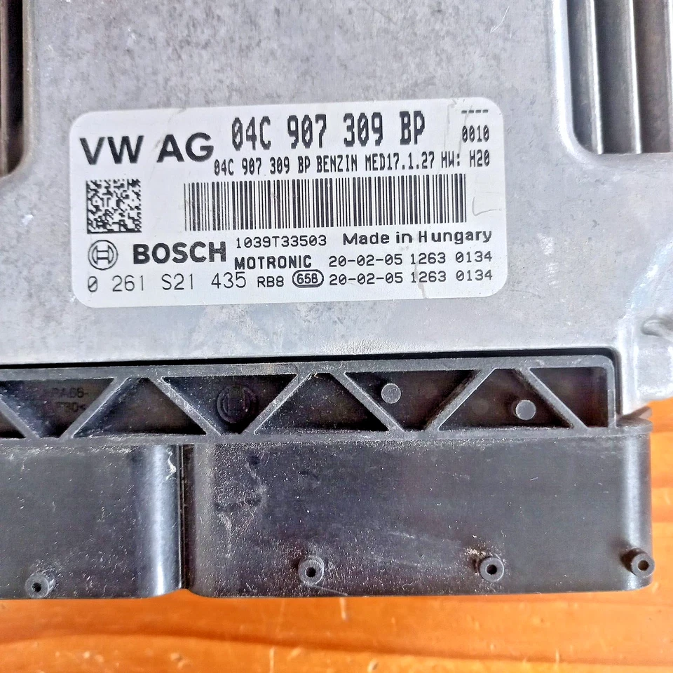 CALCULATEUR  AUDI A1  TFSI -DÉCODÉ- BOSCH MED17.1.27  0261S21435 / 04C907309 BP - Immagine 2 di 2