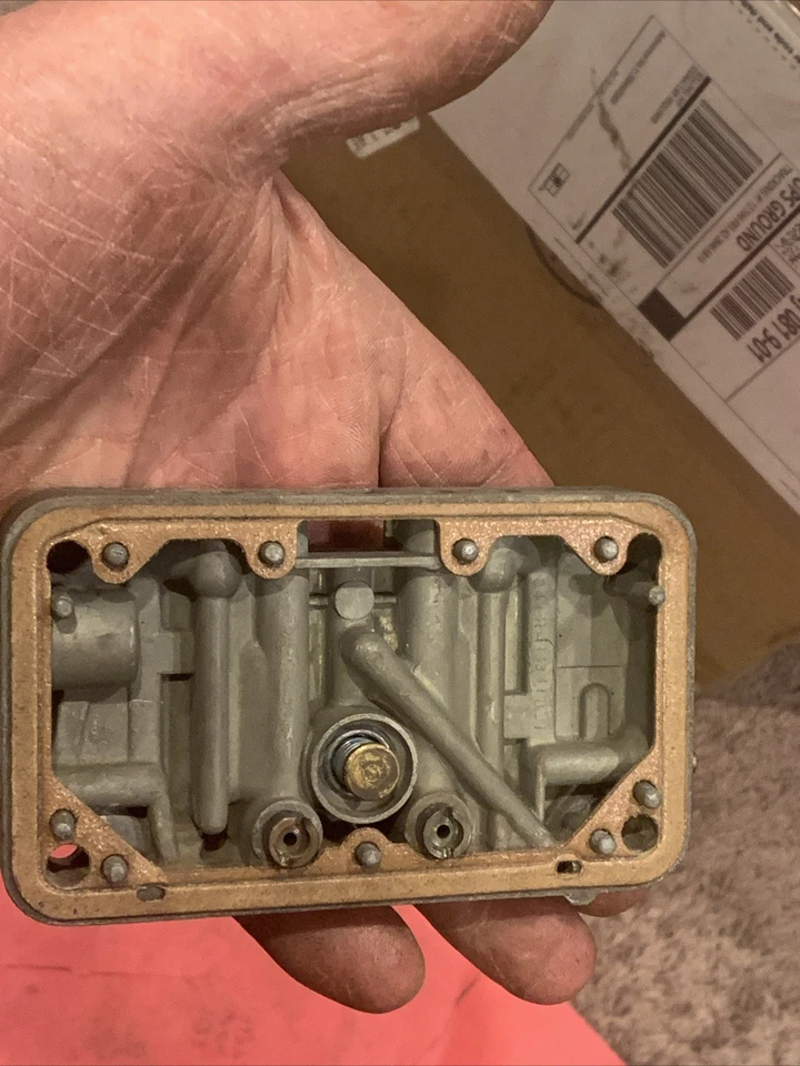 Holley1958 Ford 332 FE V8 Carb 1551/1550 Metering block 1954 Galaxy Thunderbird - Image 3 of 4