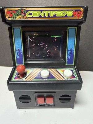 Atari Centipede 1981(09547)ハンドヘルドアーケード 1981 ATARI Centipede Vintage Original Mini Arcade Game Tested