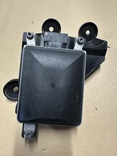 VW T6 Transporter Control Unit For Lane Change Assist 7e0907566C With Bracket