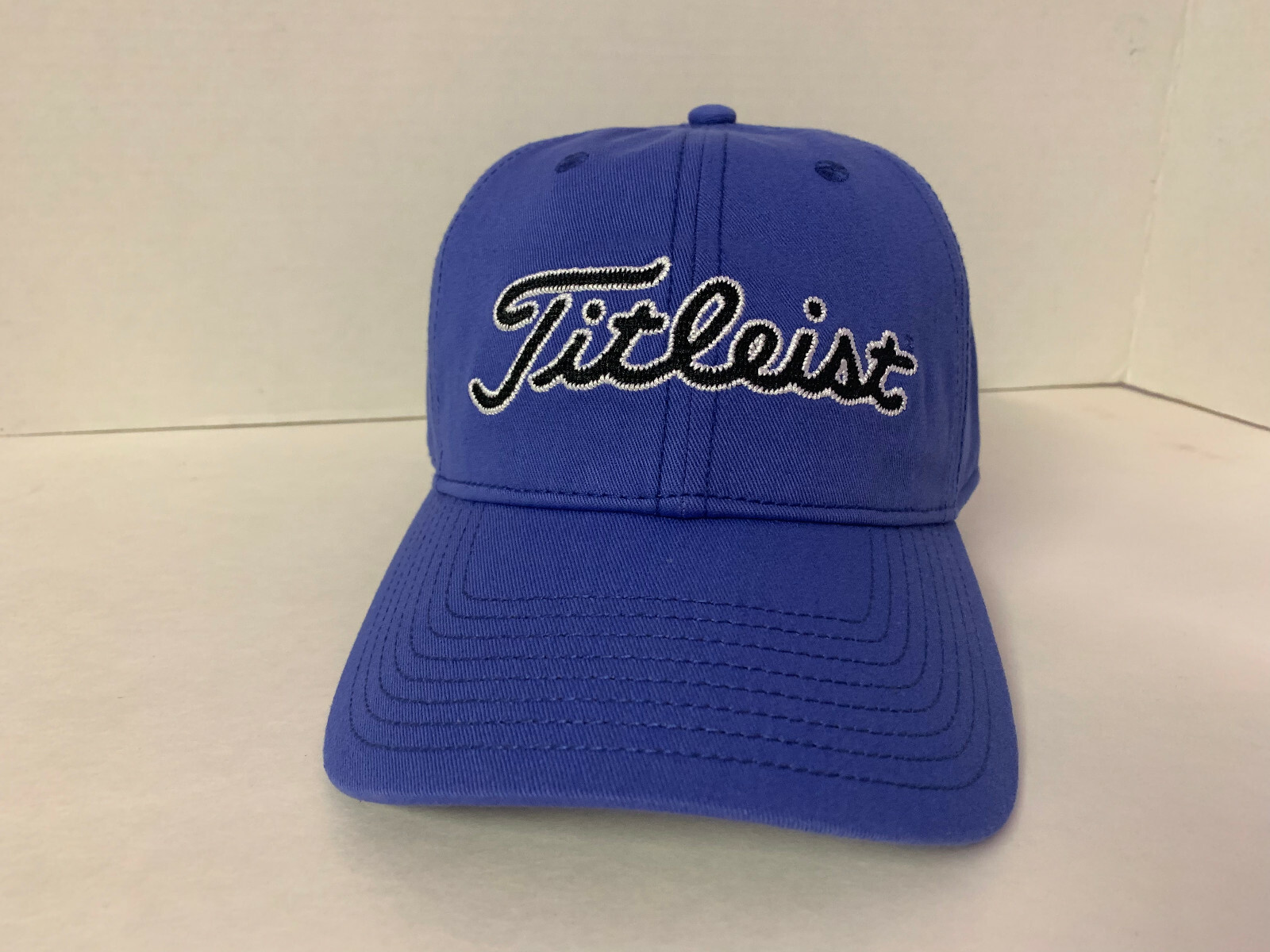titleist needle point bucket hat