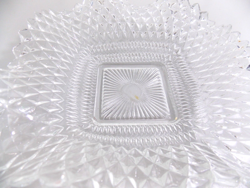 Vintage Indiana Glass Clear Diamond Point Ruffle Sawtooth Edge Candy Dish 7 inch - Picture 2 of 3