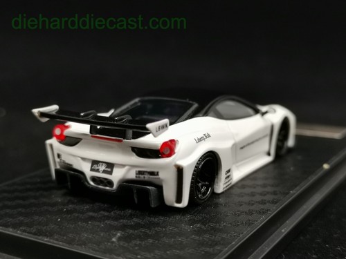 1:64 LB Works Ferrari 458 GT LB Venue White Black - Picture 3 of 10