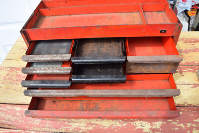 Rare Vintage Genuine Snap-ON Red 8 Drawer Toolbox Chest