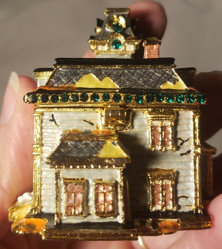 Picture 3 of 6