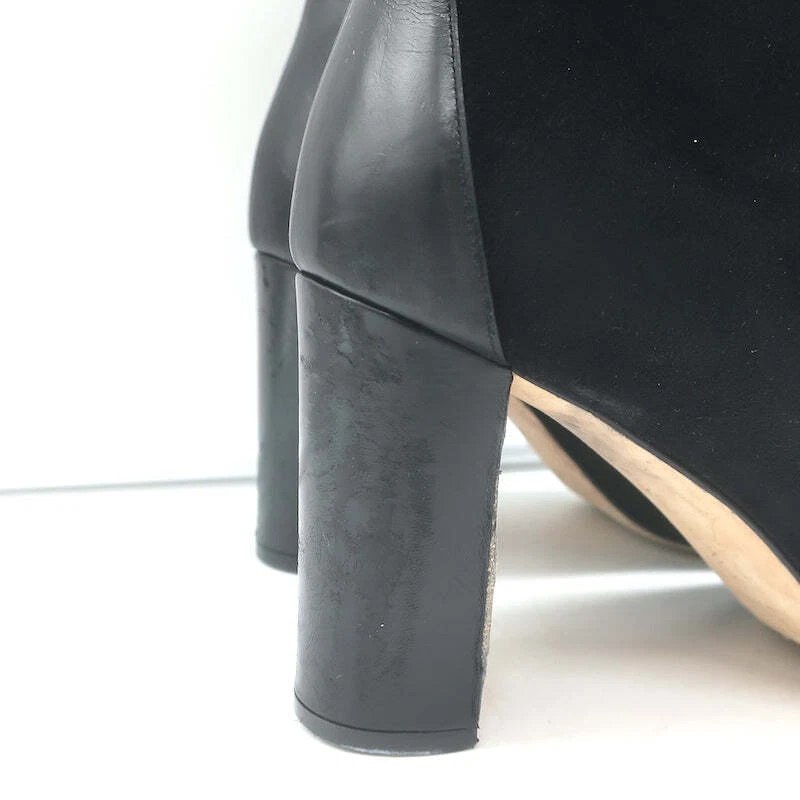 Manolo Blahnik Rosie Ankle Boots Black Leather & Suede Size 35.5 - Image 3 of 4
