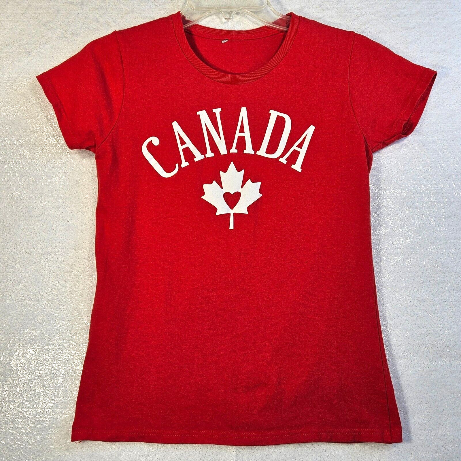 Canada Maple Leaf T-Shirt Womens Sz S Red Graphic Short Crew Neck Heart Basic