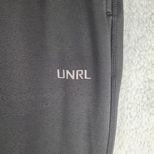 Pantalones de chándal UNRL para hombre grandes (32x32) negros de rendimiento parche de taburete de bar - Imagen 2 de 15