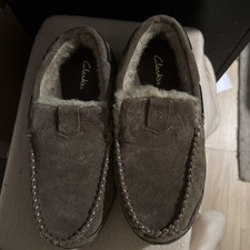Clarks Sherpa Lined Suede Moccasin Slippers Men's Brown Comfort Shoes Size 8