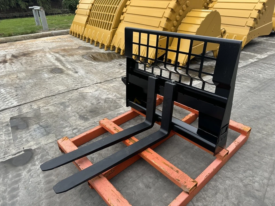 Skid Steer Loader GP Fork Carriage, 50in - Image 2 of 4